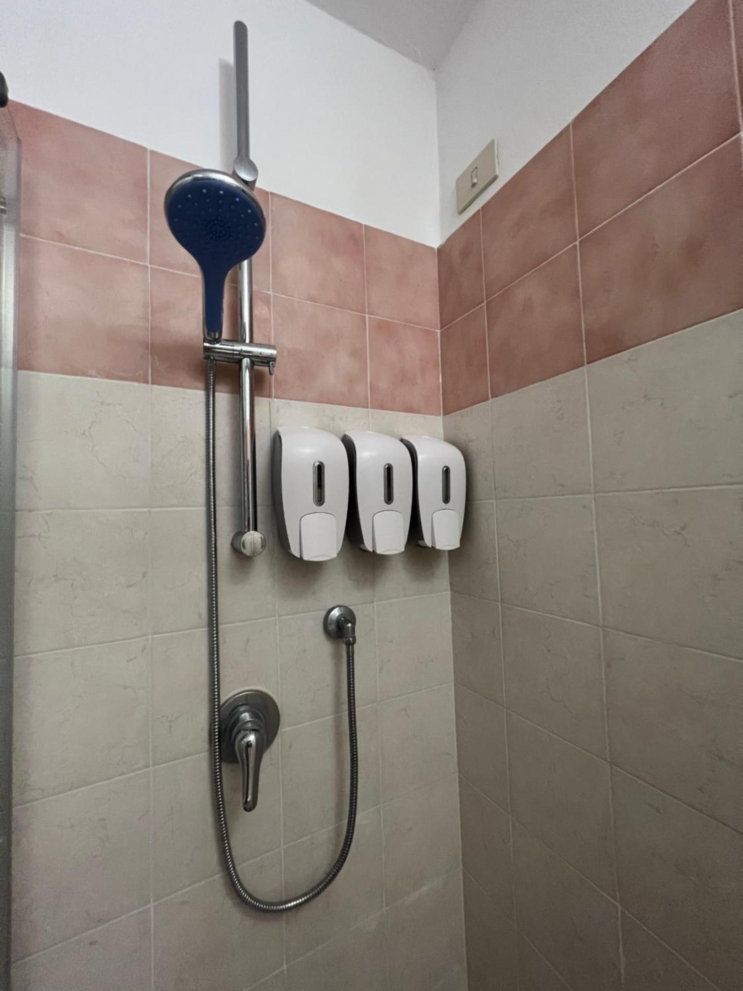 Tevere 20 House Монца Стая снимка